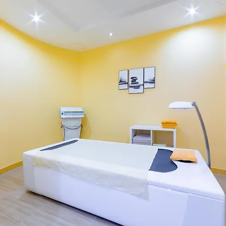 Kurhotel Brussel Hotel 4*