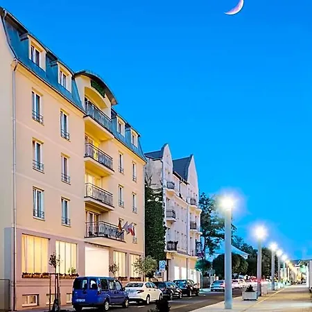 Hotel Brussel 4*