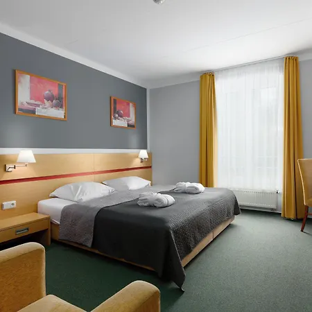 호텔 Brussel 4*